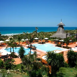 https://royal-hideaway-sancti-petri-chiclana-de-la-frontera-2.es-andalucia.com